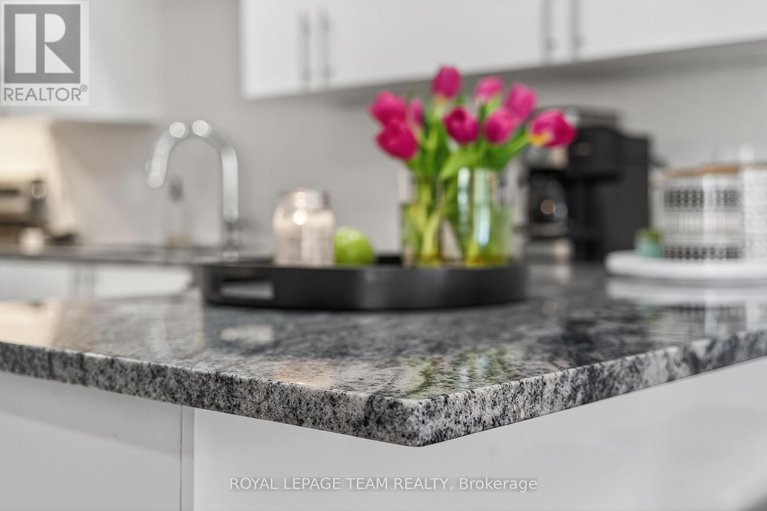 29531001/141-acklam-terrace/morgans-grantsouth-march/ottawa/ontario/K2K2J4_15