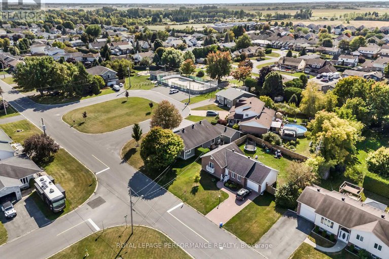 28877582/40-faucher-boulevard/casselman/casselman/ontario/K0A1M0_37