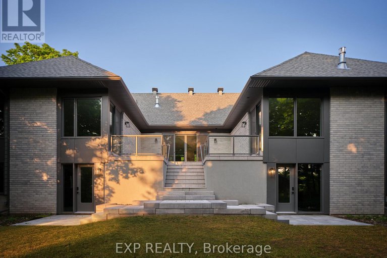 28547628/26-clovelly-road-w/rothwell-heights/ottawa/ontario/K1J6M2_5