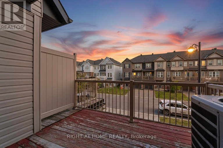 28955192/411-gerardia-lane/avalon-west/ottawa/ontario/K4A1C7_21