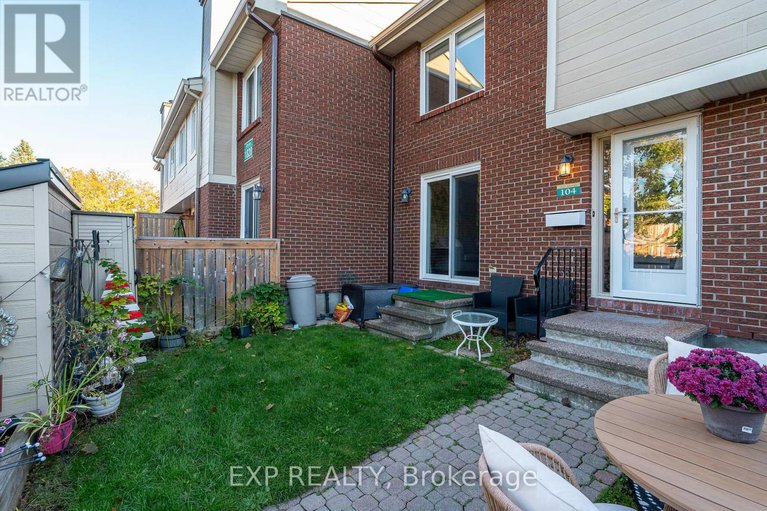 29067657/104-1820-marsala-crescent/fallingbrookpineridge/ottawa/ontario/K4A2E7_42