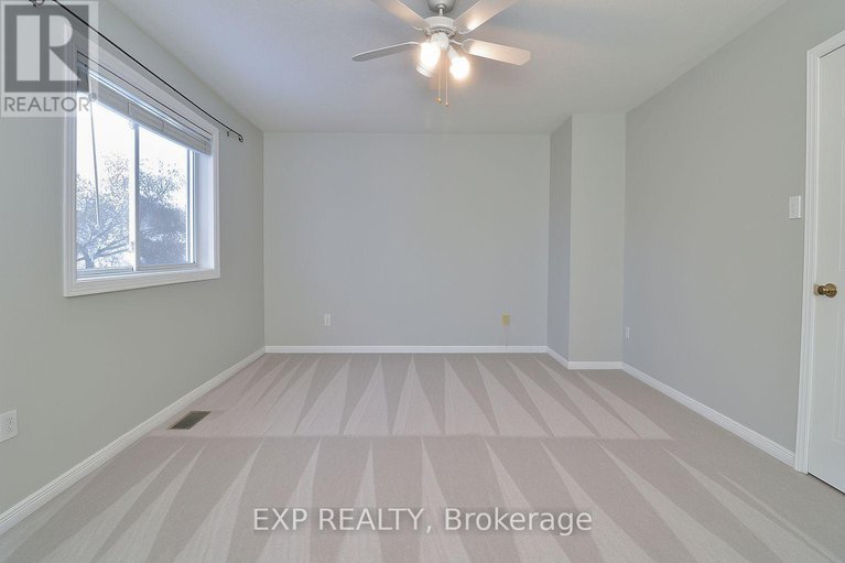 29113722/2127-lauzon-street/fallingbrookgardenway-south/ottawa/ontario/K4A3K7_33