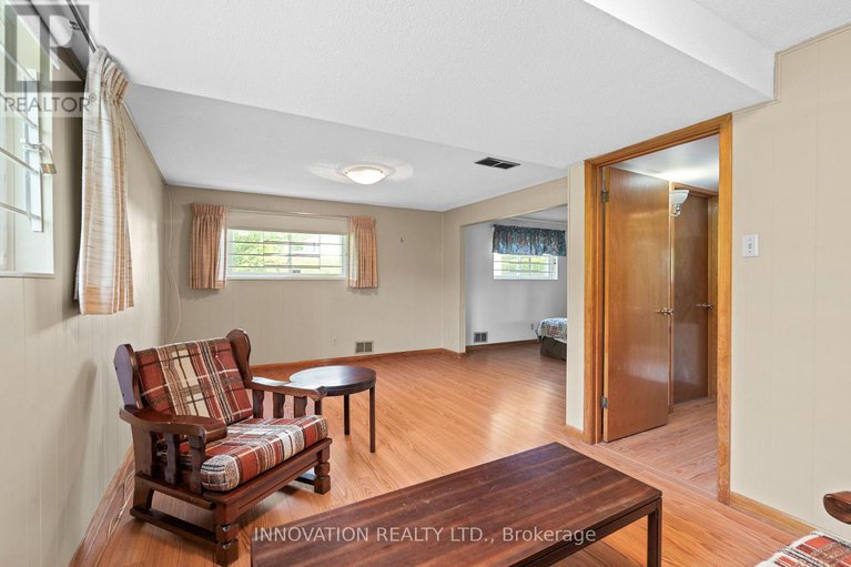 28409524/40-hadley-circle/bells-corners/ottawa/ontario/K2H6N9_27