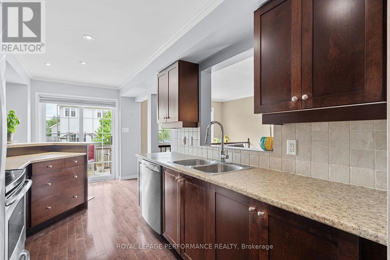 28784183/122-osnabrook-private/stonebridge/ottawa/ontario/K2J0G8_12