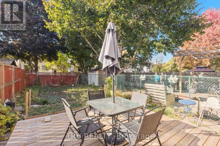 29057884/244-stoneway-drive/barrhaven-east/ottawa/ontario/K2G6A8_29