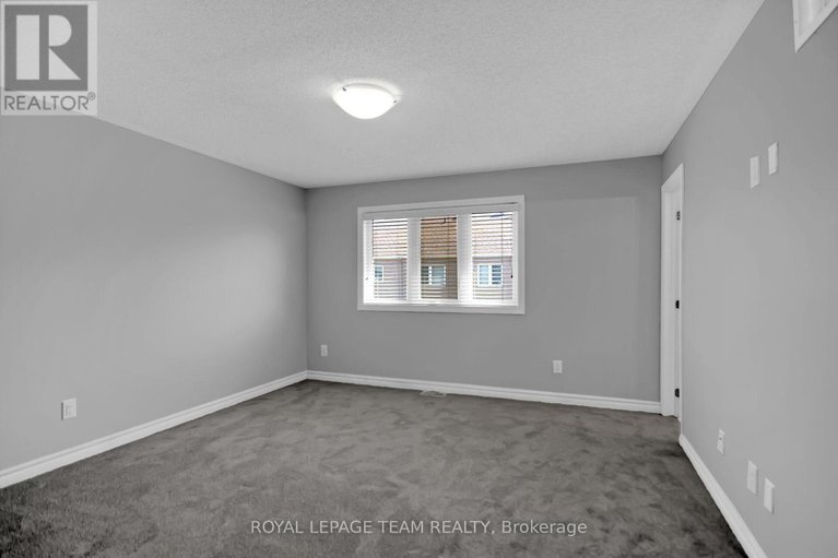 28243617/605-lauraleaf-crescent/half-moon-bay/ottawa/ontario/K2J6G7_24