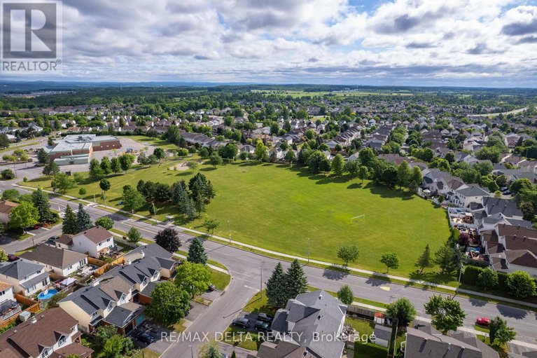 28540257/1610-duplante-avenue/fallingbrookpineridge/ottawa/ontario/K4A4A2_43