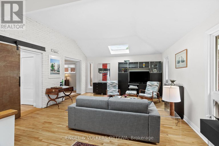 28758785/47-fentiman-avenue/old-ottawa-southrideau-gardens/ottawa/ontario/K1S0T5_12