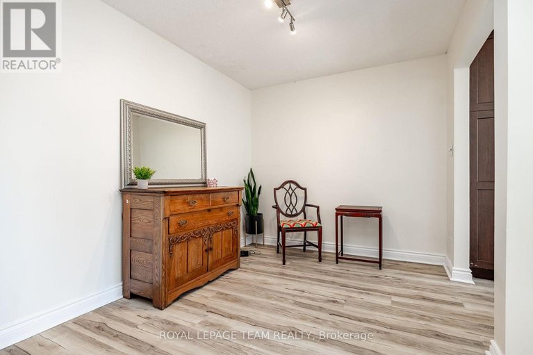 29577964/28-28-peary-way/katimavik/ottawa/ontario/K2L1Z8_10