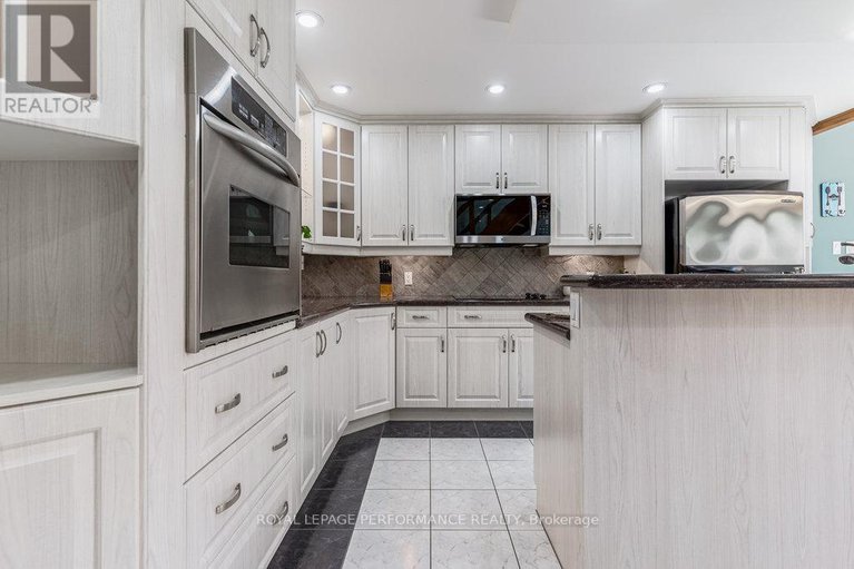 28428929/1657-whiteside-way/osgoode-twp-north-of-reg-rd-6/ottawa/ontario/K0A2P0_16
