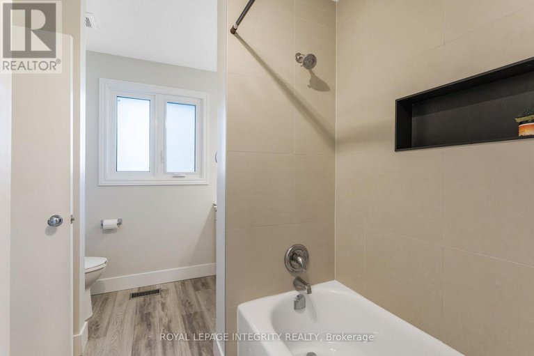 29122584/220-agathe-street/clarencerockland-twp/clarence-rockland/ontario/K4K1K7_17