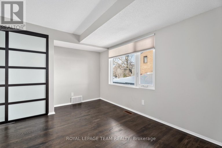 29127695/10-290-cathcart-street/lower-town/ottawa/ontario/K1N5C4_30