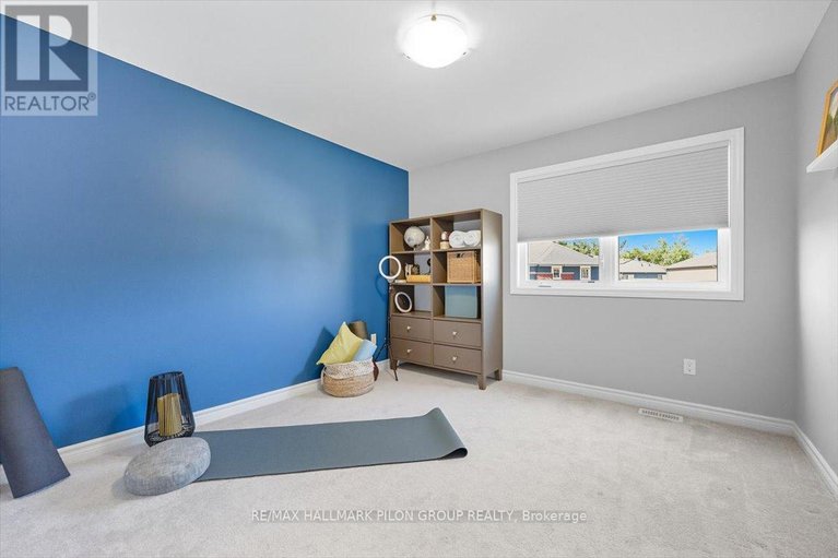 28956956/200-enclave-walk/mer-bleuebradley-estatesanderson-park/ottawa/ontario/K1W0J4_25
