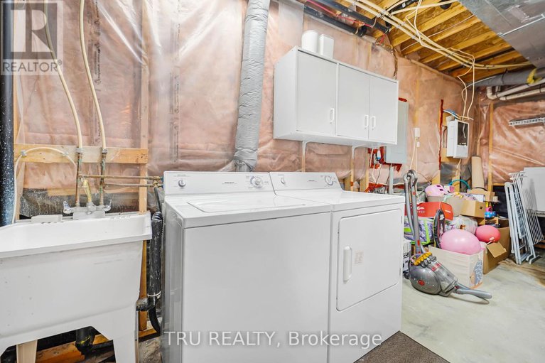28362867/102-southpointe-avenue/longfields/ottawa/ontario/K2J4T5_39