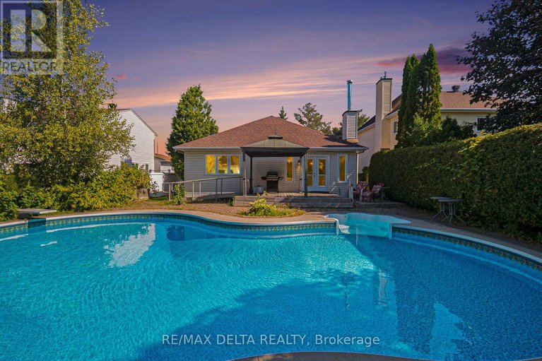 28683865/762-adencliffe-drive/fallingbrookridgemount/ottawa/ontario/K4A3E5_21