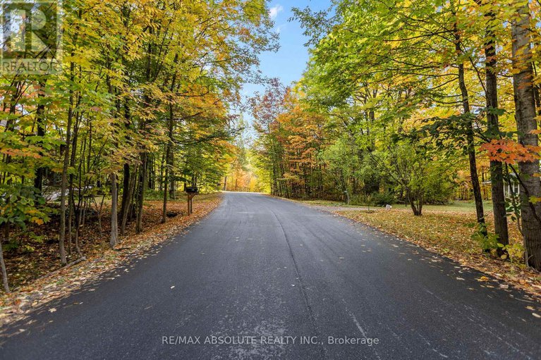 28912451/109-pineridge-road/carp/ottawa/ontario/K0A1L0_1