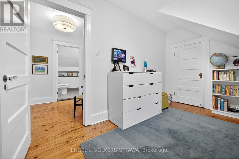 29309817/297-clemow-avenue/glebe/ottawa/ontario/K1S2B7_39