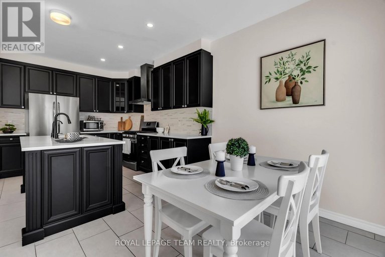 28395434/906-nokomis-place/half-moon-bay/ottawa/ontario/K2J6T2_15