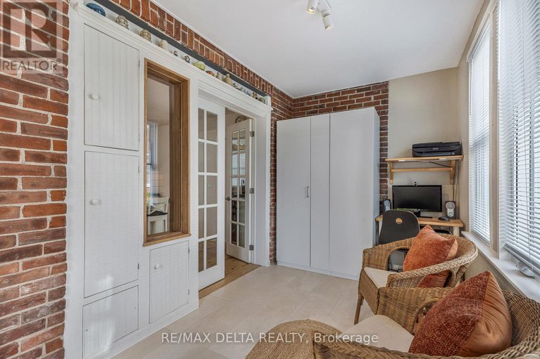 29086342/89-high-street/vankleek-hill/champlain/ontario/K0B1R0_21