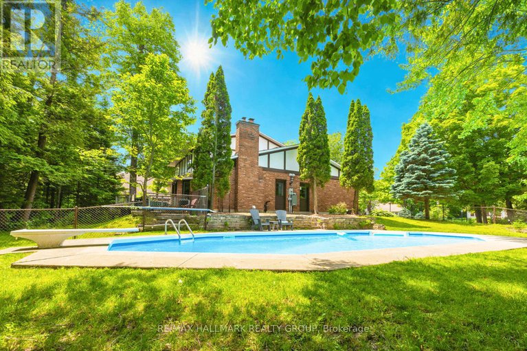 28842720/6431-clingin-lane/manotick-south-to-roger-stevens/ottawa/ontario/K4M1B3_38