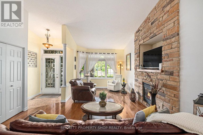 28864700/460-jasper-crescent/town-of-rockland/clarence-rockland/ontario/K4K0C7_5