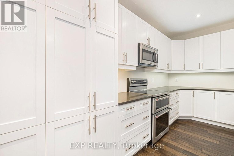 29064555/186-lamprey-street/half-moon-bay/ottawa/ontario/K2J6C3_16