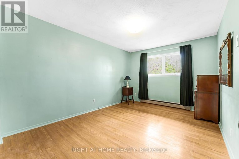28318224/1770-chene-street/town-of-rockland/clarence-rockland/ontario/K4K1L4_20