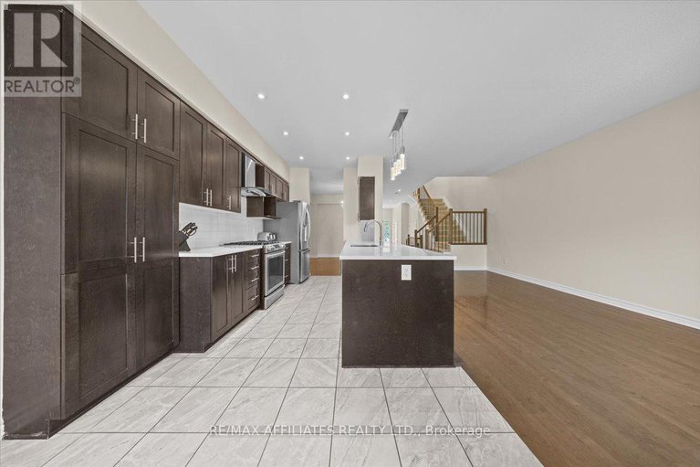 28911964/342-melodie-street/mer-bleuebradley-estatesanderson-park/ottawa/ontario/K1W0H9_16
