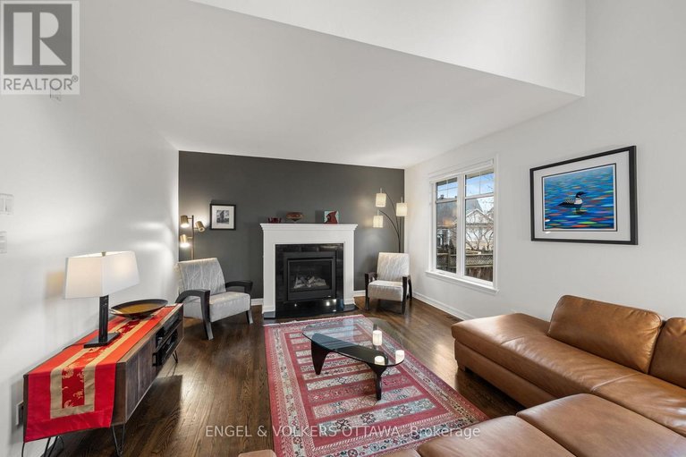 29623867/566-erinwoods-circle/stonebridge/ottawa/ontario/K2J5M8_7