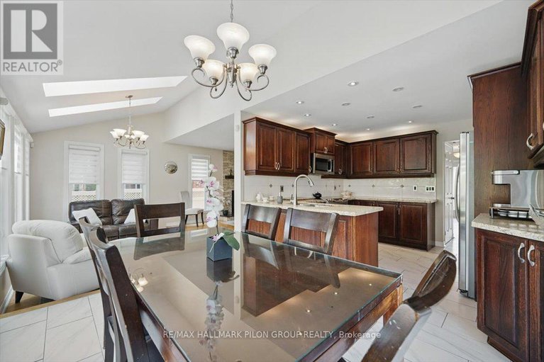 28453219/54-fardon-way/hunt-club-park/ottawa/ontario/K1G4N4_13