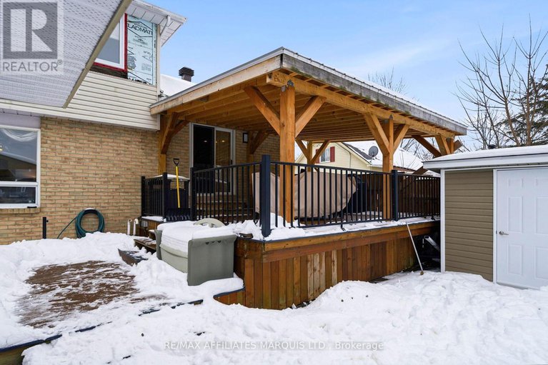 29381387/18247-county-rd-2-street/south-glengarry-charlottenburgh-twp/south-glengarry/ontario/K6H5R5_21