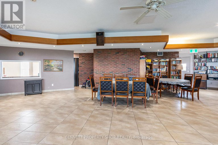 28386372/312-20-chesterton-drive/borden-farmstewart-farmcarleton-heightsparkwood-hills/ottawa/ontario/K2E6Z7_19