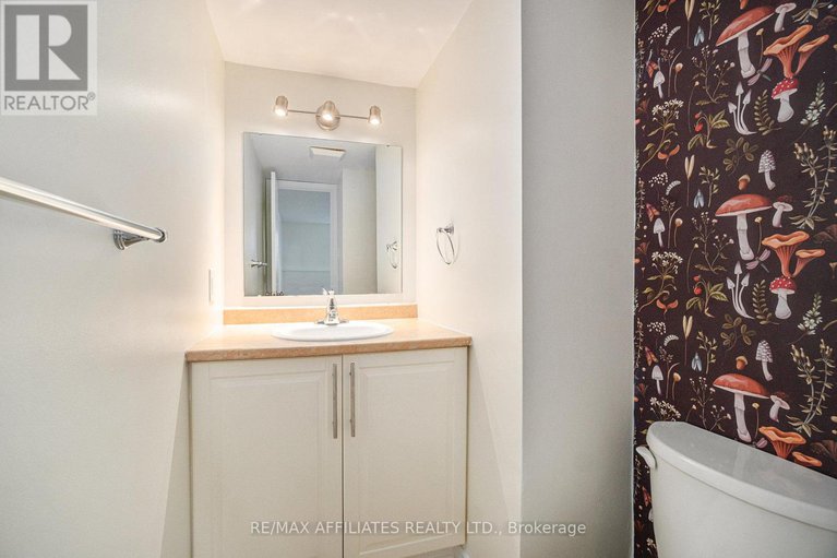 28889677/114-6532-bilberry-drive/orleans-wood/ottawa/ontario/K1C4N9_17
