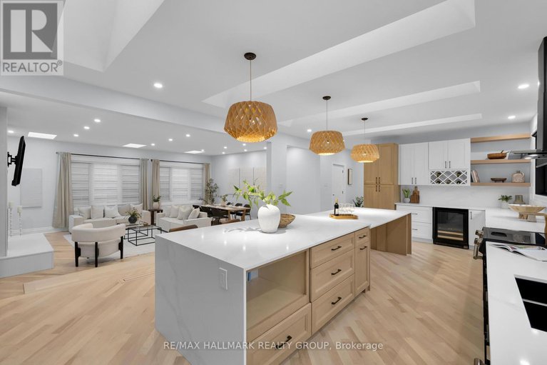 29138098/7-bachman-terrace/katimavik/ottawa/ontario/K2L1W2_11