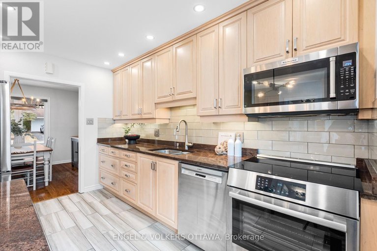 29612922/2173-beaumont-road/playfair-park/ottawa/ontario/K1H5V2_10