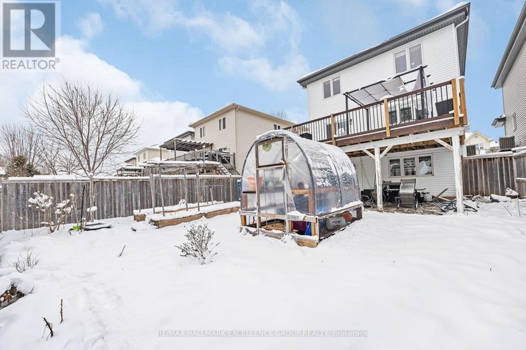 28146924/581-emerald-street/town-of-rockland/clarence-rockland/ontario/K4K0B9_40