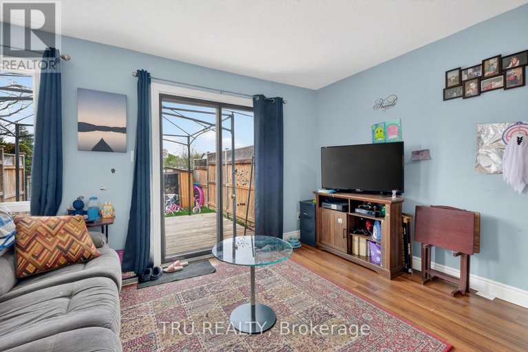 29689046/369-mockingbird-drive/chatelaine-village/ottawa/ontario/K1E2A6_9