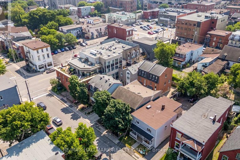29413273/d-124-guigues-avenue/lower-townbyward-market/ottawa/ontario/K1N5H7_39