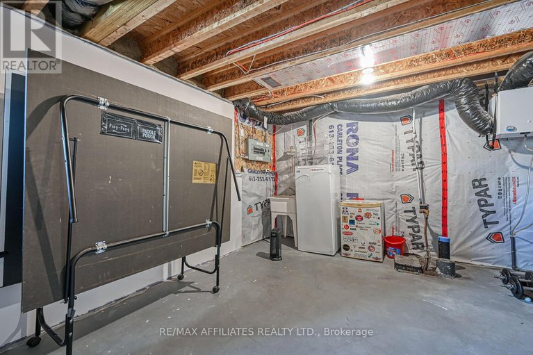 28567614/30-lee-avenue/smiths-falls/smiths-falls/ontario/K7A0A2_25