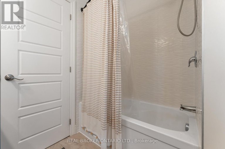 28994424/373-river-landing-avenue/half-moon-bay/ottawa/ontario/K2J6K6_29