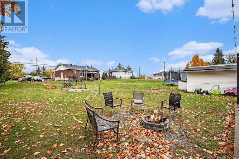 29286320/3755-43-highway/drummondnorth-elmsley-north-elmsley-twp/drummondnorth-elmsley/ontario/K7A4S4_31