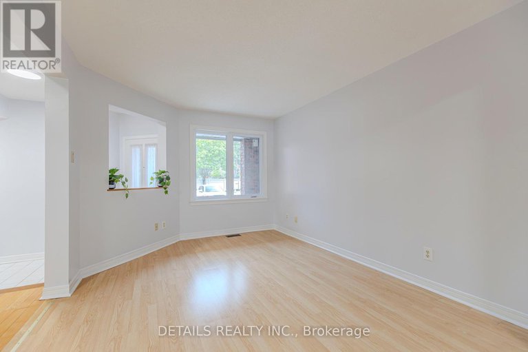 28436731/32-winnegreen-court-w/hunt-club-park/ottawa/ontario/K1G5S2_4
