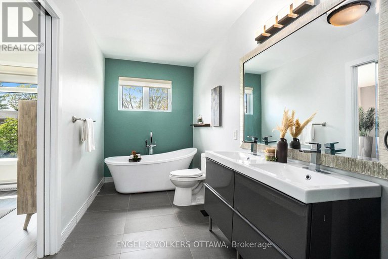 28305409/15-granville-avenue/ottawa-west/ottawa/ontario/K1Y0M5_15