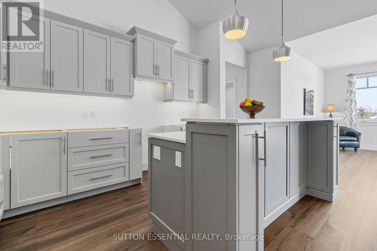 29327488/3-appaloosa-path-n/augusta-twp/augusta/ontario/K6V5T2_15