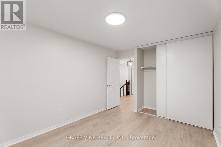28560590/564-aberfoyle-circle/morgans-grantsouth-march/ottawa/ontario/K2K3R3_17