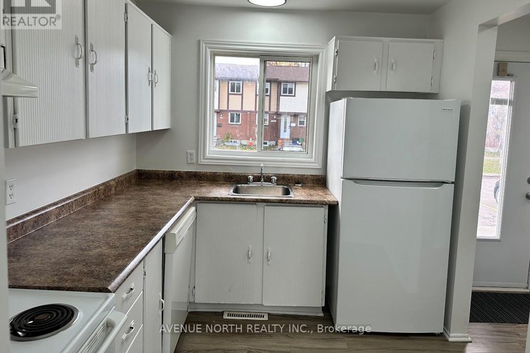 29078377/65-1787-dondale-street/pineview/ottawa/ontario/K1B5H9_13