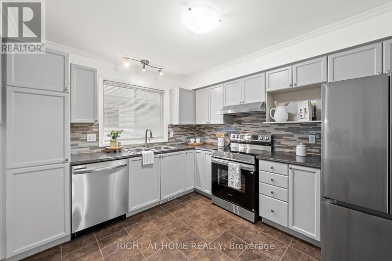 29607678/35-montana-way/longfields/ottawa/ontario/K2J4M2_12