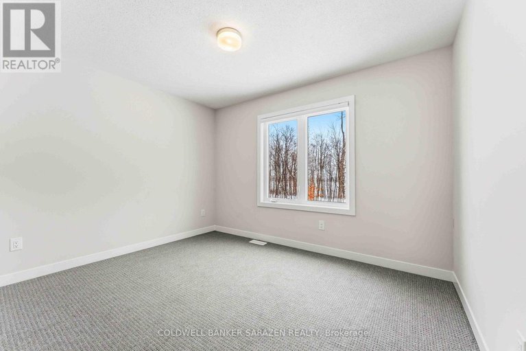 29275906/412-appalachian-circle/half-moon-bay/ottawa/ontario/K2J6X4_35