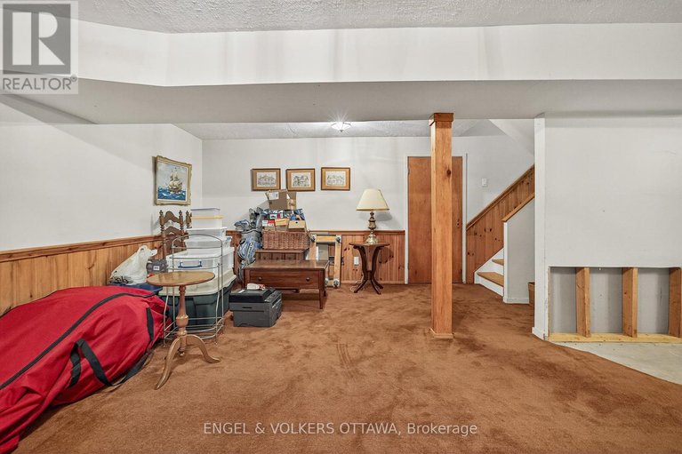 28865549/29-milne-crescent/beaverbrook/ottawa/ontario/K2K1H7_47