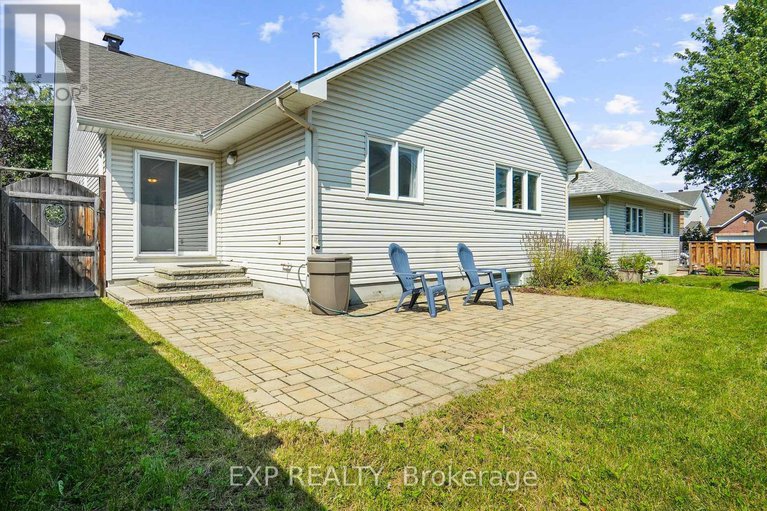 28579919/114-echowoods-avenue/stittsville-north/ottawa/ontario/K2S2E7_28